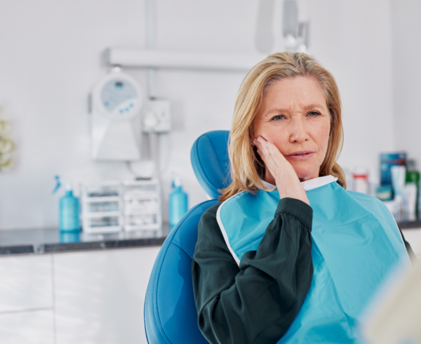 Risks and Complications of Dental Implants Explained